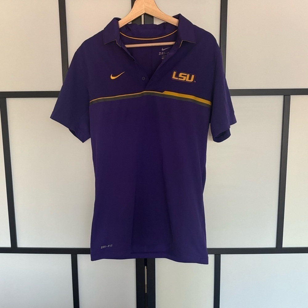 LSU‎ NIKE DRI-FIT short sleeve polo shirt. Men’s size small